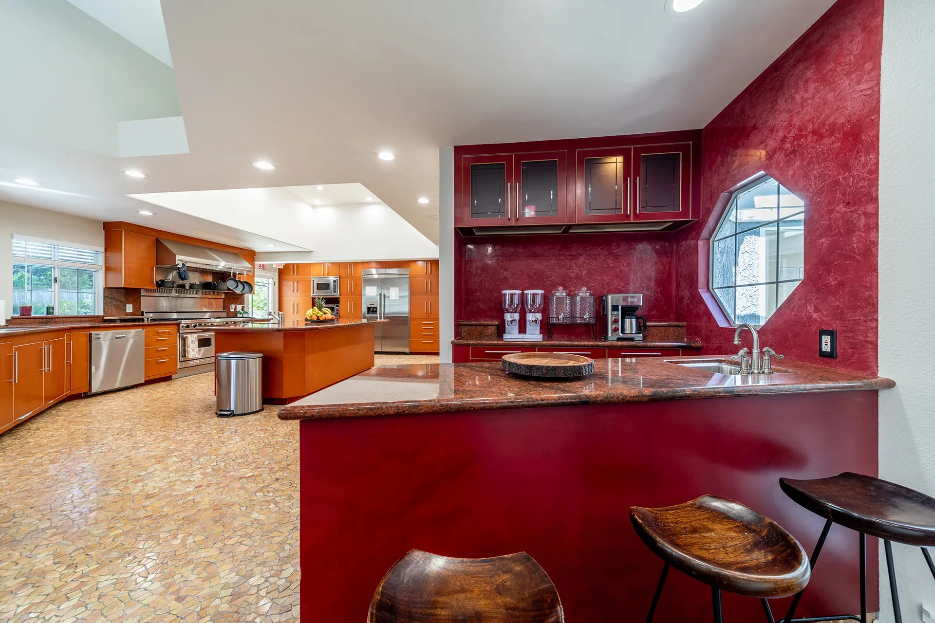 Common Areas - iVital-Wellness-Kitchen5.webp
